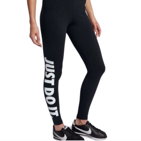 Nike Pants - NIKE Just Do It black leggings size Medium